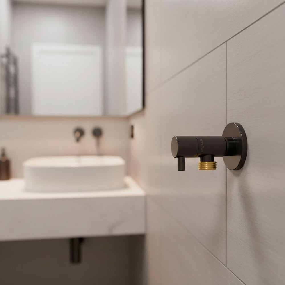 Válvula escuadra modelo deco con mando cuadrado, negro, ½ x ½ pulg