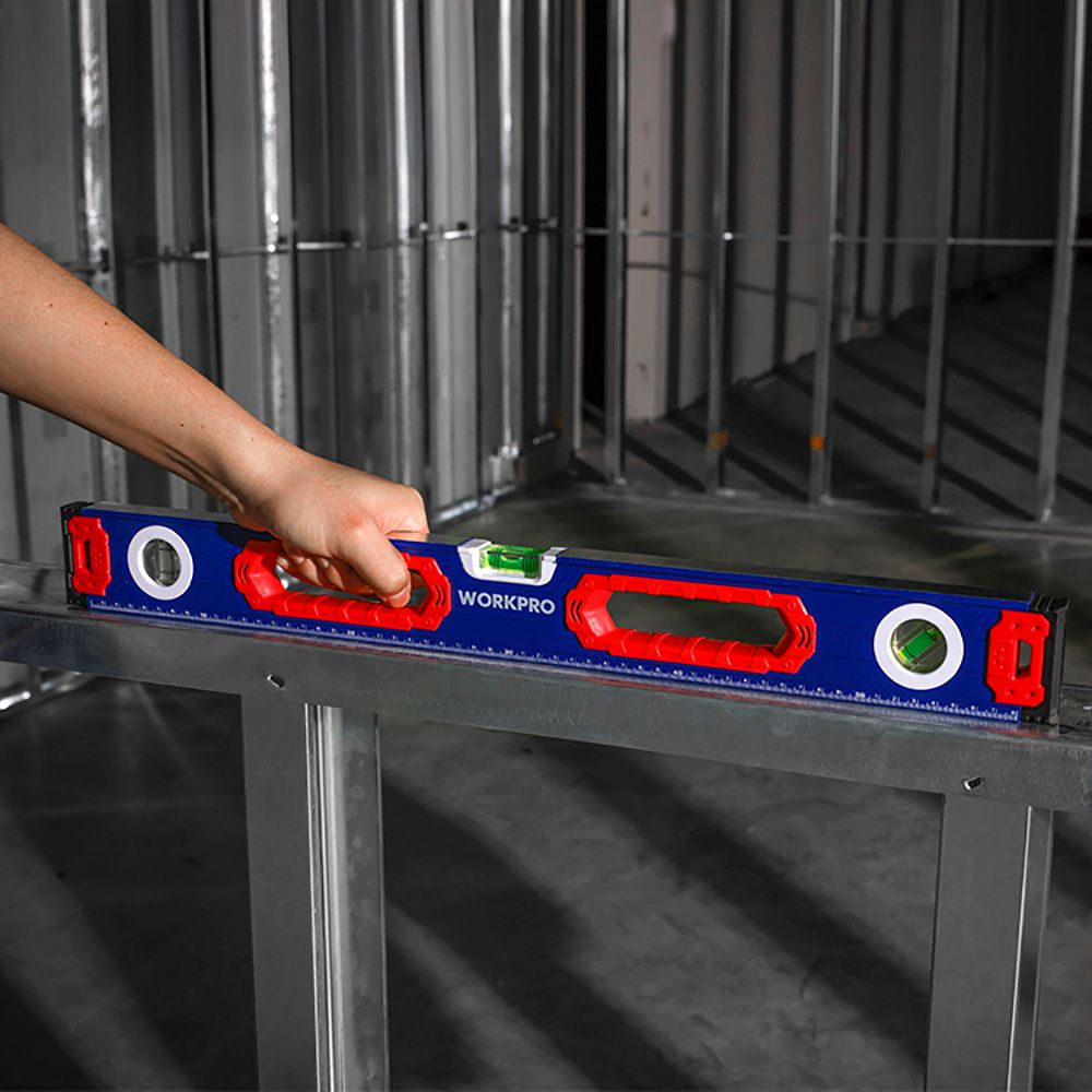 Nivel de burbuja con base magnética 60 cm