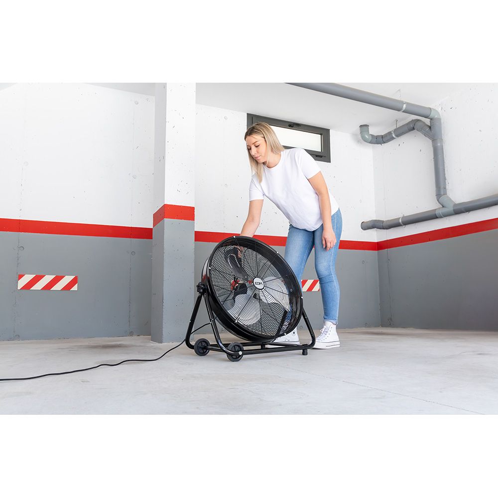Ventilador industrial de suelo, con ruedas, negro 180 w, 59,8 db, aspas ø60 x 70 cm