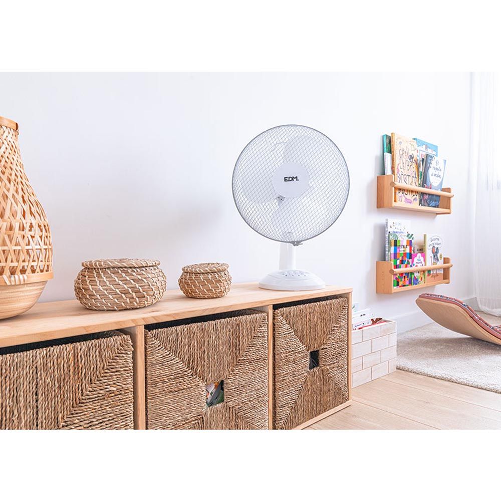 Ventilador de sobremesa blanco: 35w, 53,4 db, aspas: ø30 x 48 cm