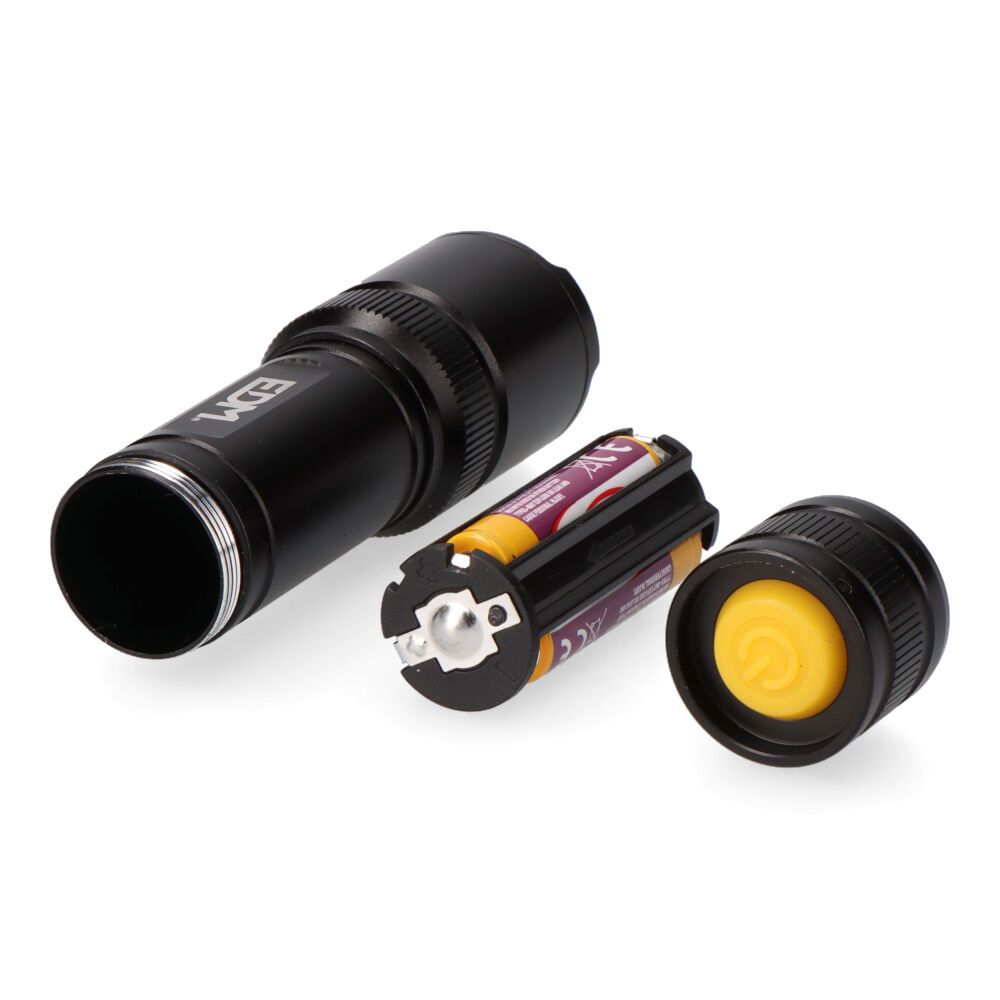 Linterna led táctica black grip 150 lm con zoom, 3 x aaa (incluidas), aluminio