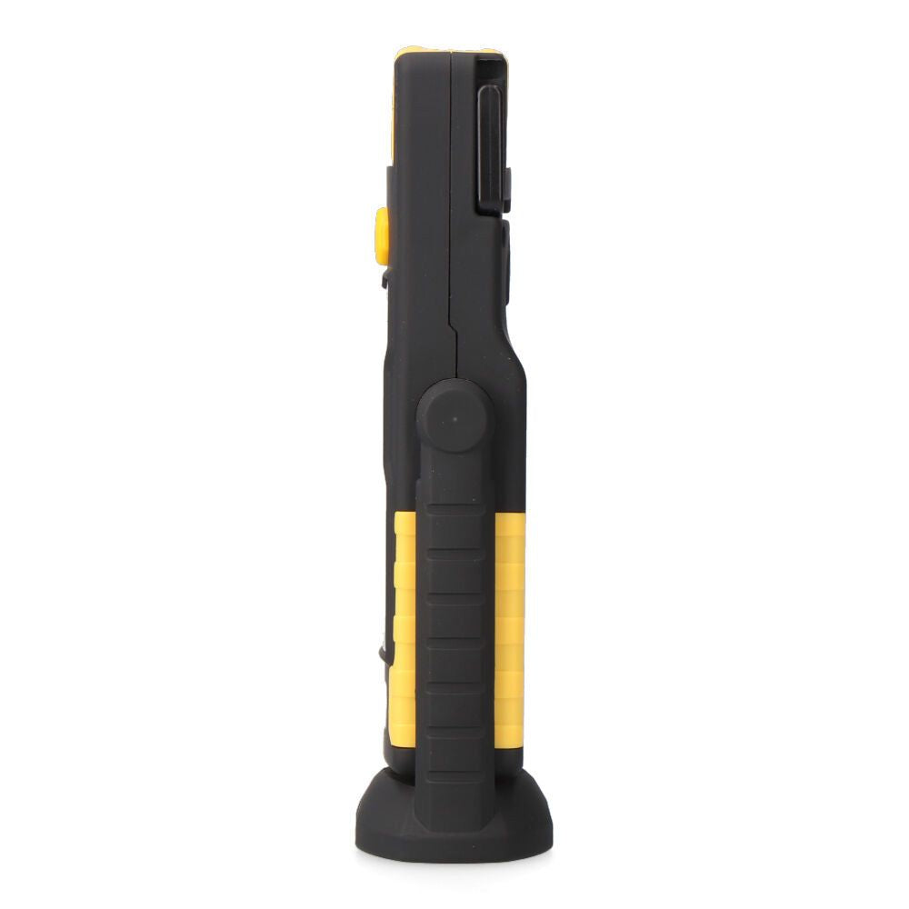 Linterna led xl free work, doble funcion con gancho + iman 3 x aaa (pilas incluidas)