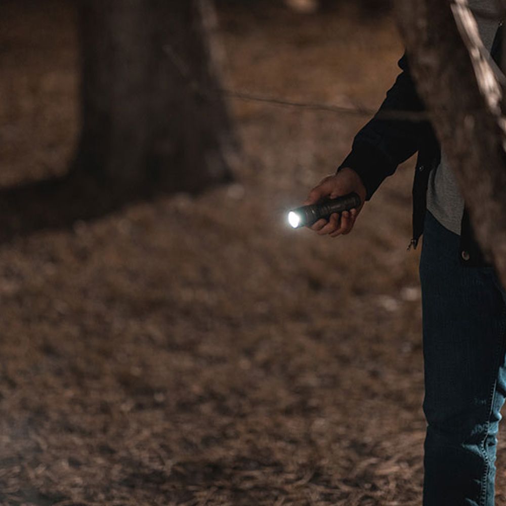 Linterna newton 500. táctica