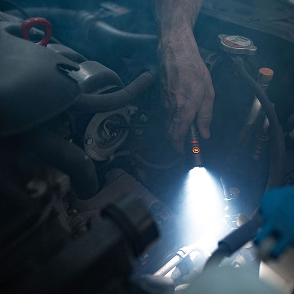 Linterna torchy 2k. compacta recargable - por la compra de 6 unidades un expositor de regalo