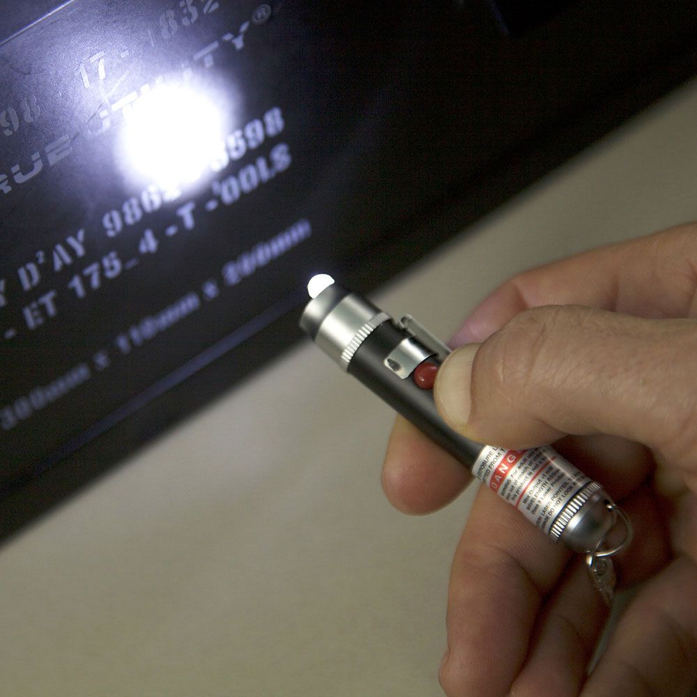 Laserlite potente linterna led con láser rojo homologado