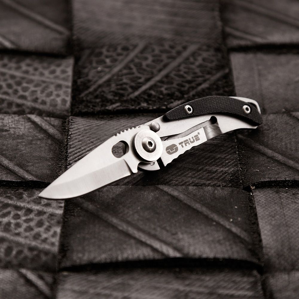 Navaja skeletonknife pequeña minimalista