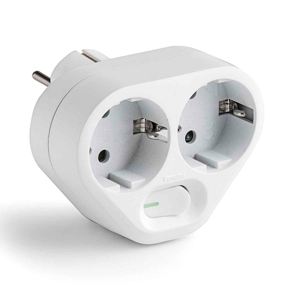 Adaptador 2 tomas 2p+t schuko con interruptor ip20 blanco, blister