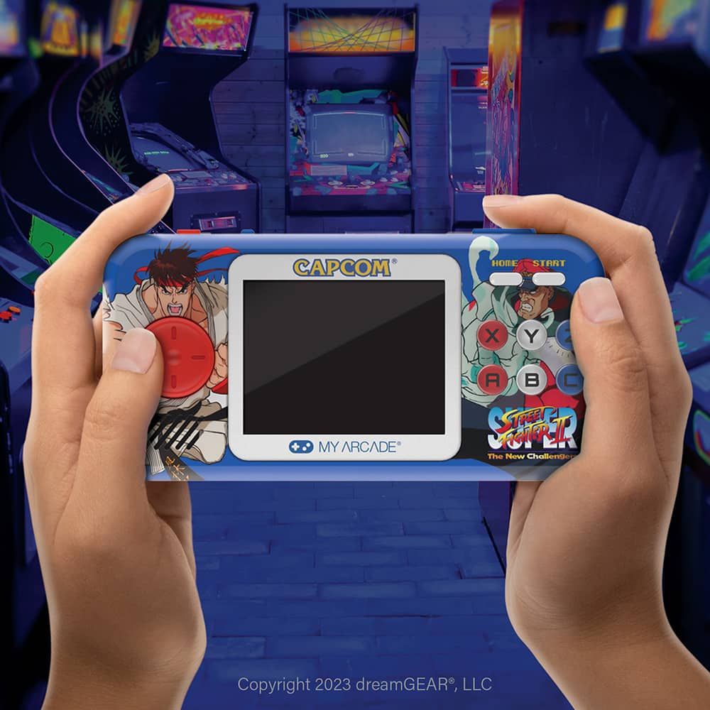 Pocket player street fighter ii portable