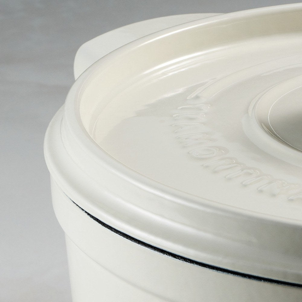 Olla con tapa de hierro fundido esmaltado, latte, 22 cm / 3,7 l