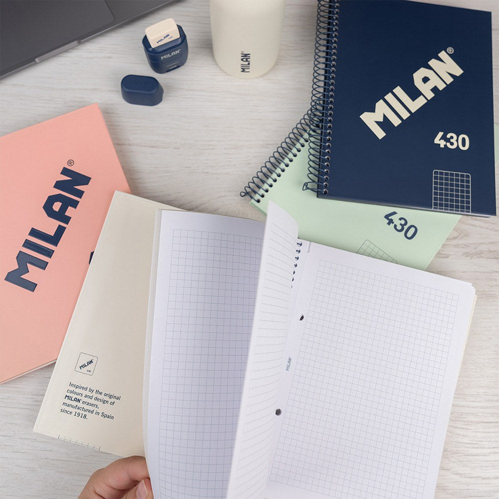 Cuaderno a5, con espiral, tapa dura, 80 hojas cuadriculadas, beige