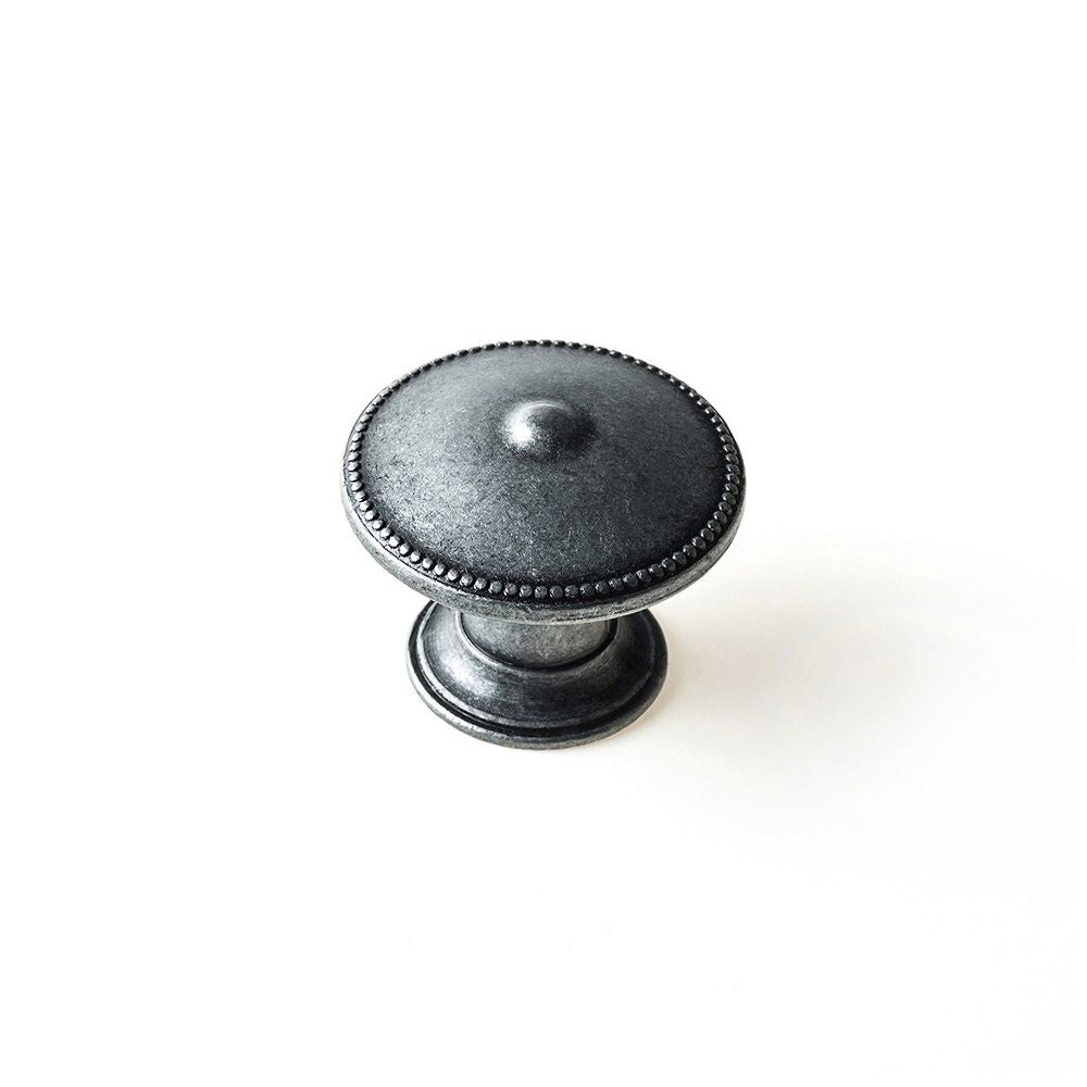 Pomo para mueble mod. 3121 de zamak con acabado plata vieja ø30 mm, blister 4 uds