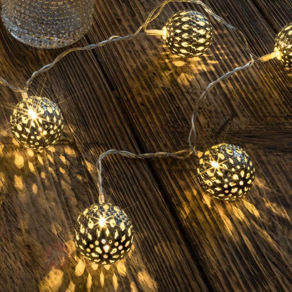 Guirnalda a pilas, función fija, uso interior, con bolas, blanco cálido, 10 leds, 1,30 m, plata