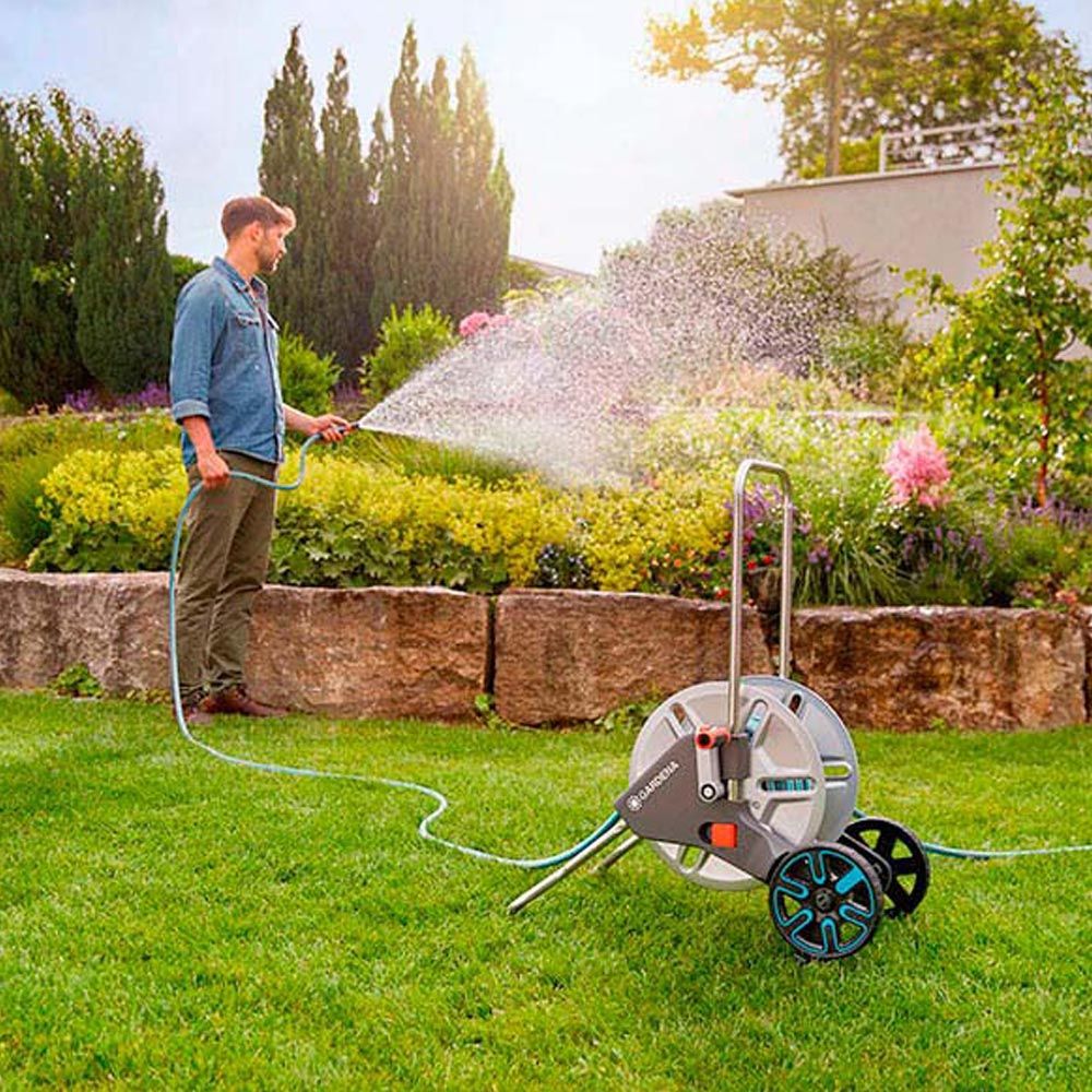 Carro de metal con manguera 25 m