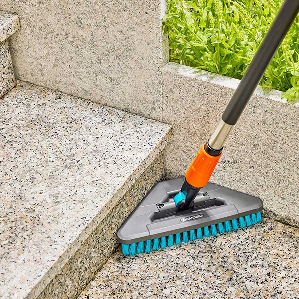 Cepillo de cerdas duras triangular flex para limpieza de superficies duras y rincones cleansystem