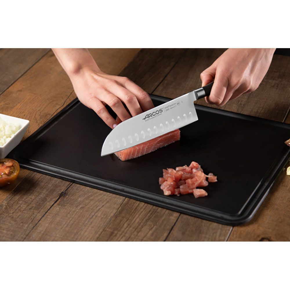 Cuchillo santoku con alveolos serie riviera 180 mm