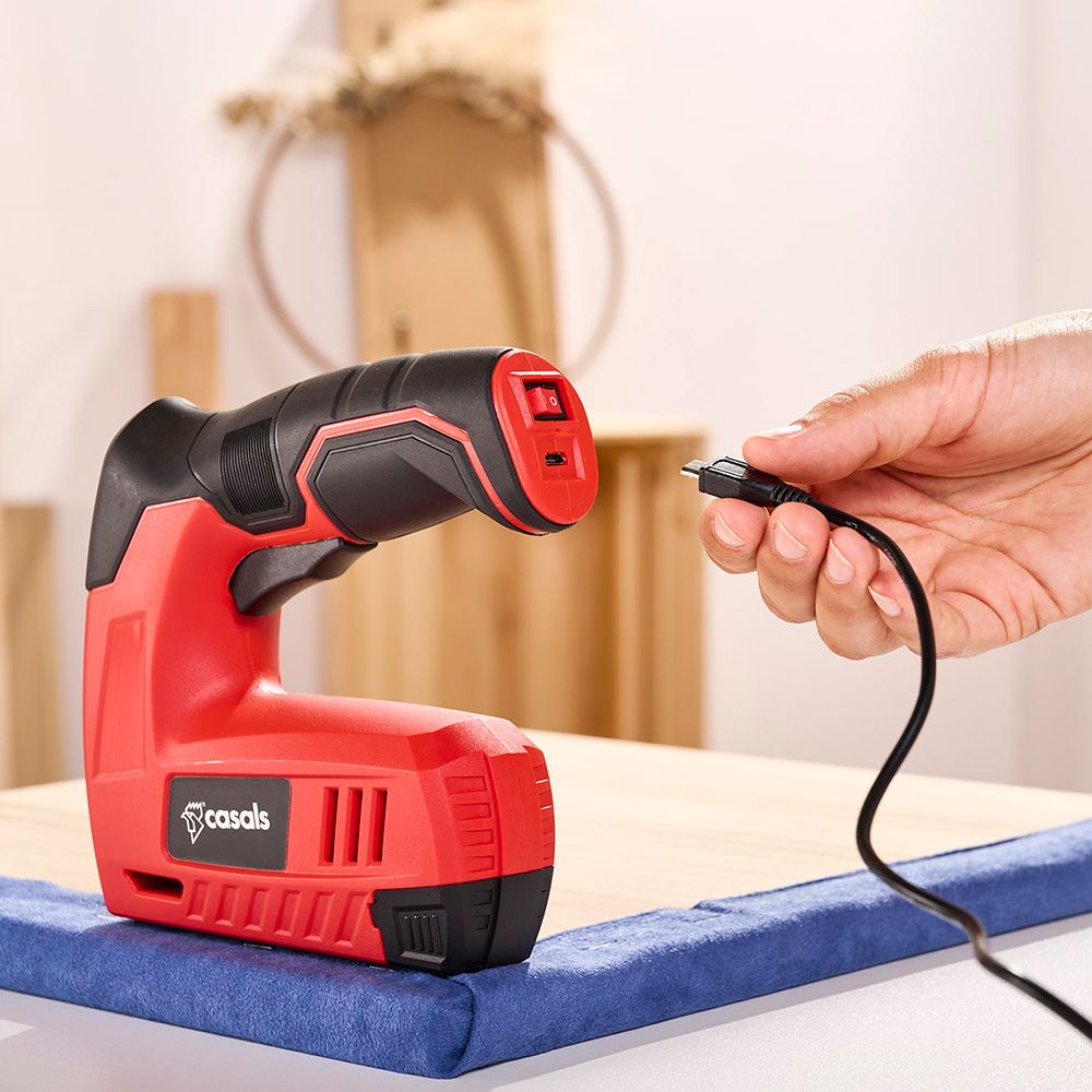 Grapadora / clavadora a batería csg3620 4 v 1.3 ah carga con usb