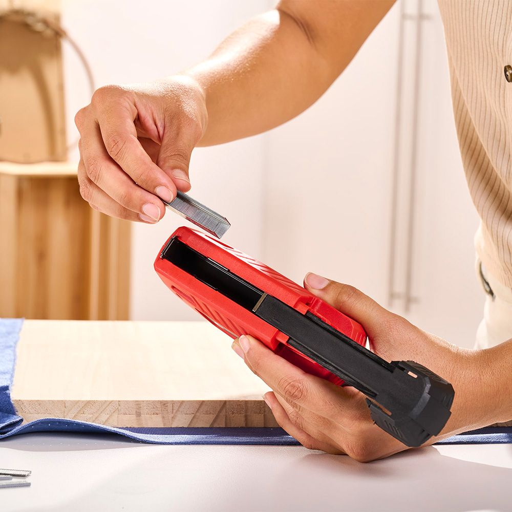 Grapadora / clavadora a batería csg3620 4 v 1.3 ah carga con usb