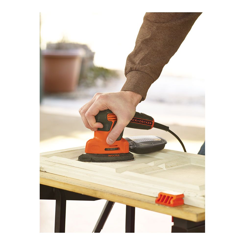 Lijadora de detalle mouse® 120w ka2000-qs black+decker