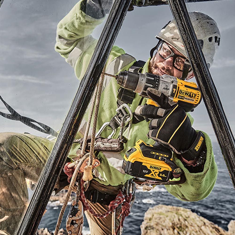 Kit taladro percutor xr brushless 18v xrp con 2 baterías li-ion 5ah y cargador