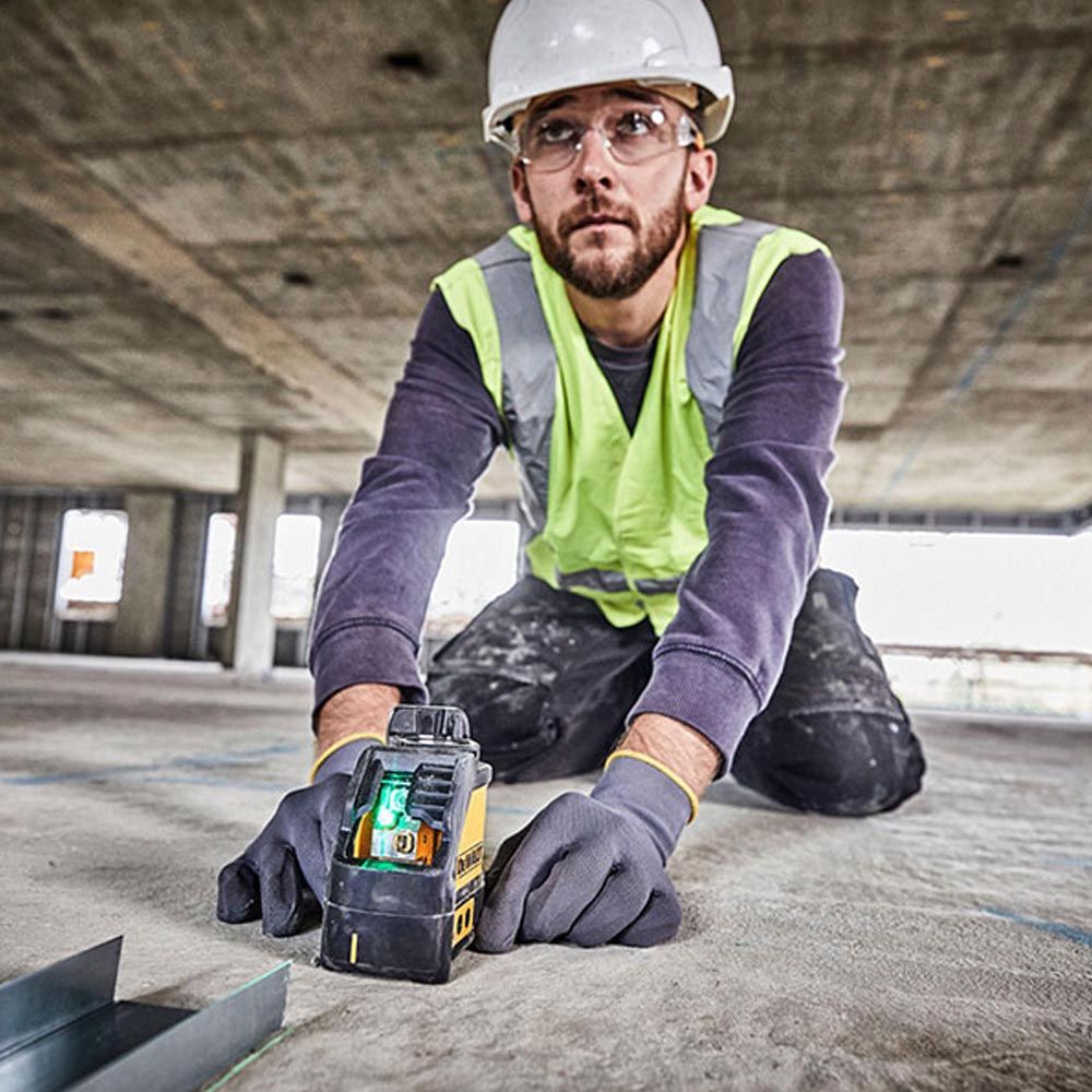 Nivel láser autonivelante verde de 2 líneas en cruz (horizontal y vertical)