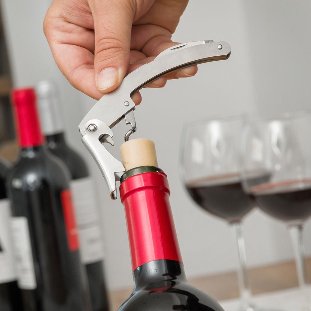 Estuche de vino con forma de botella